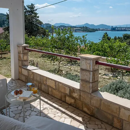 Sea View 1 Apartmán *